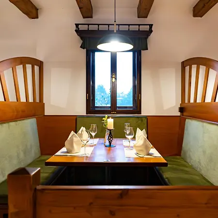 Hotel Selsky Dvur Vyškov