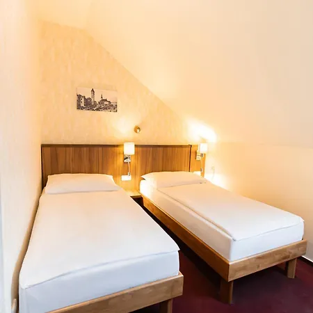 Selsky Dvur 3*
