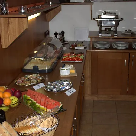 Selsky Dvur 3* Вишков